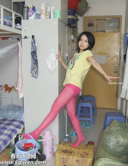 ����ѧŮ���������ǿ��ɧ����ͼ������(��ͼ51P)