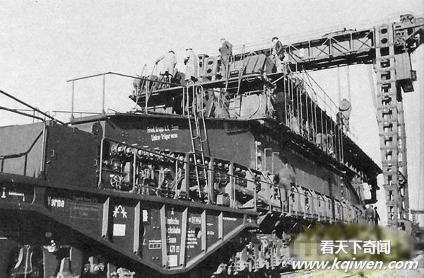 ��ս�¾�43�׳���������ǧ����:��˹�����г��ڴ����(��ͼ42P)