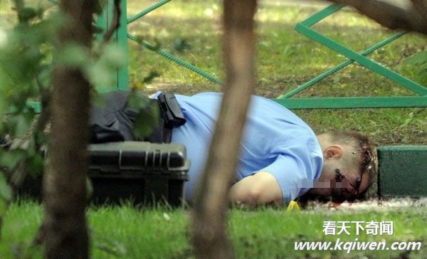 俄前陆军上校被当街枪杀 曾被判战争罪(现场组图)