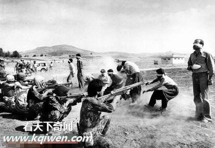 ͸�ھ�ͷ����ս���н�����ǹɱ�������˲��(��ͼ)