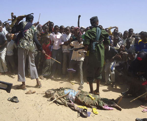 刑场实拍索马里枪决叛军真实画面(组图)